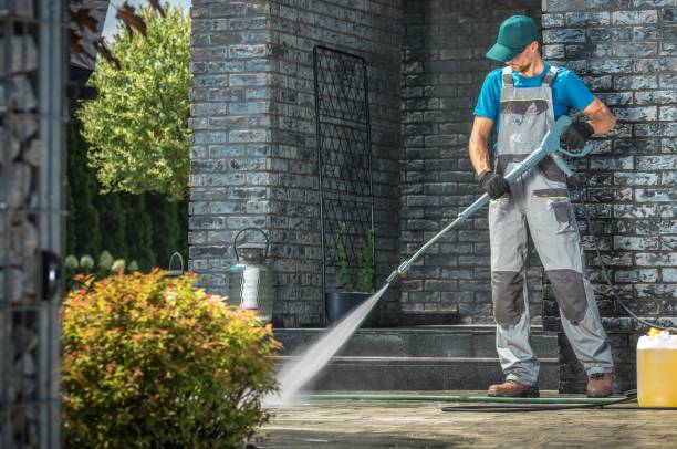 Best Pool Deck Cleaning in Monona, IA